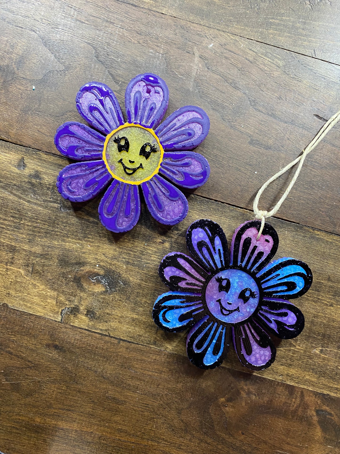 Retro Smiley Flower Freshie
