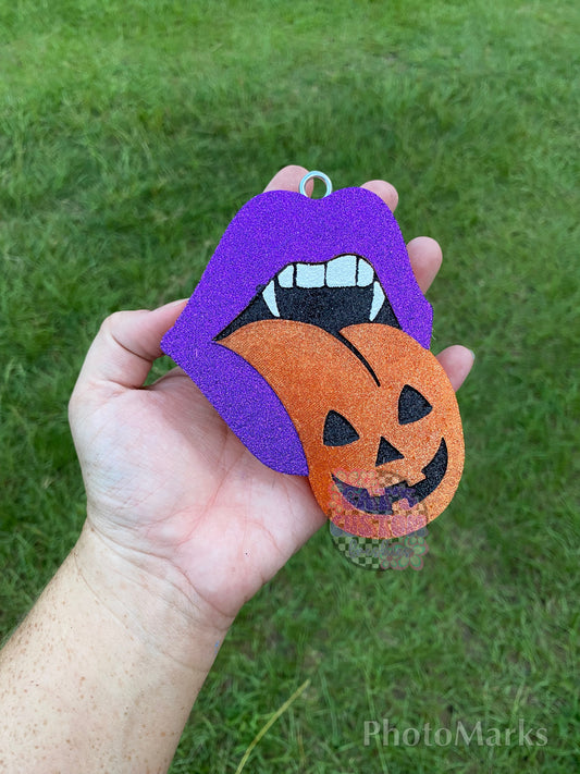 Pumpkin Tongue Freshie
