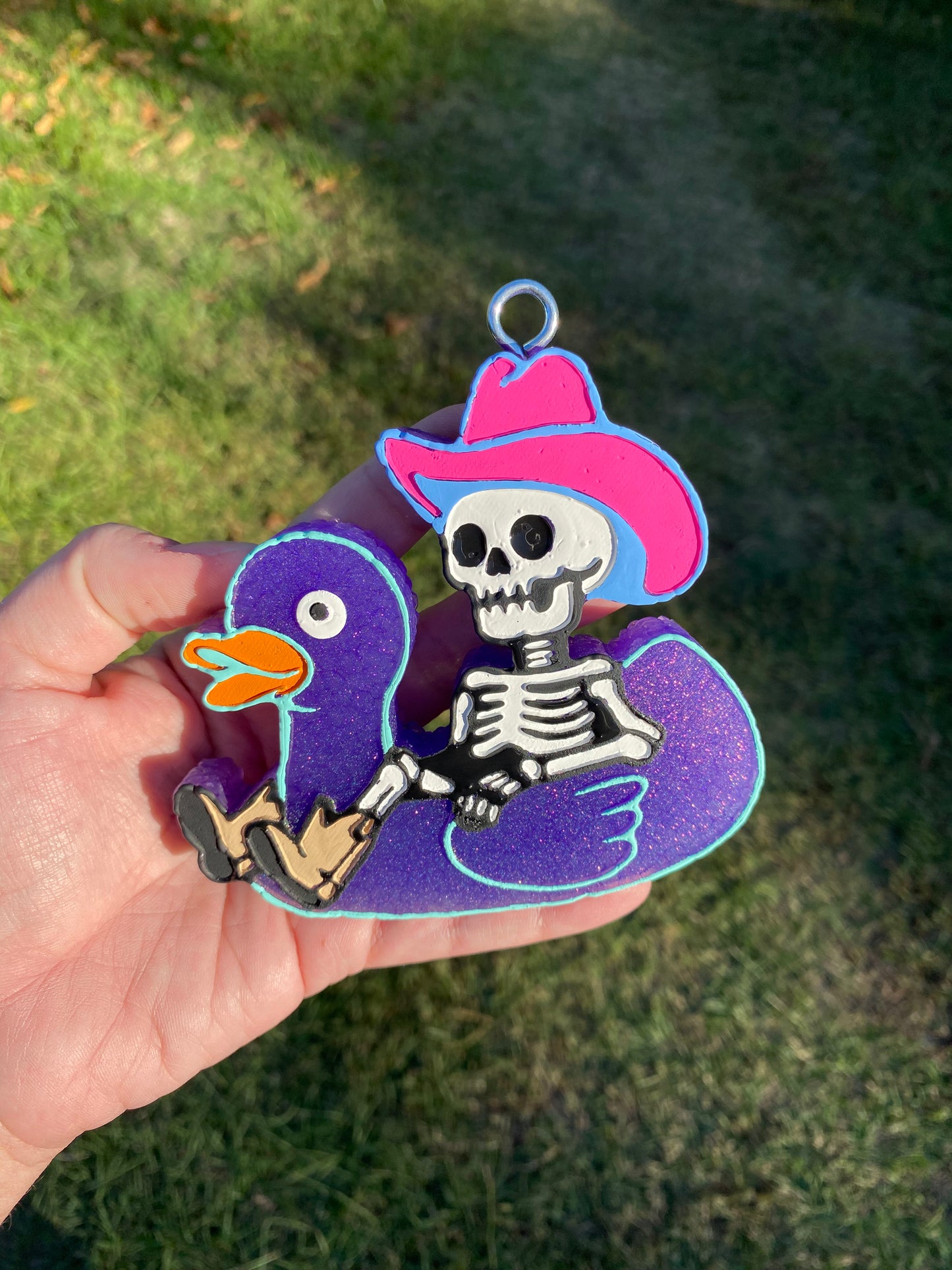 Tubin’ Skelly Freshie