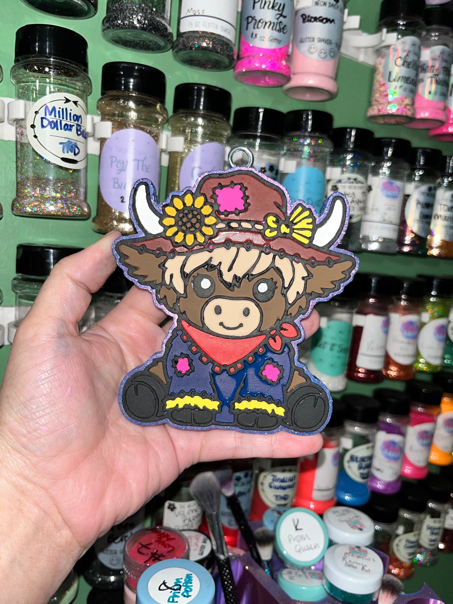 Scarecrow Highland Cow Freshie
