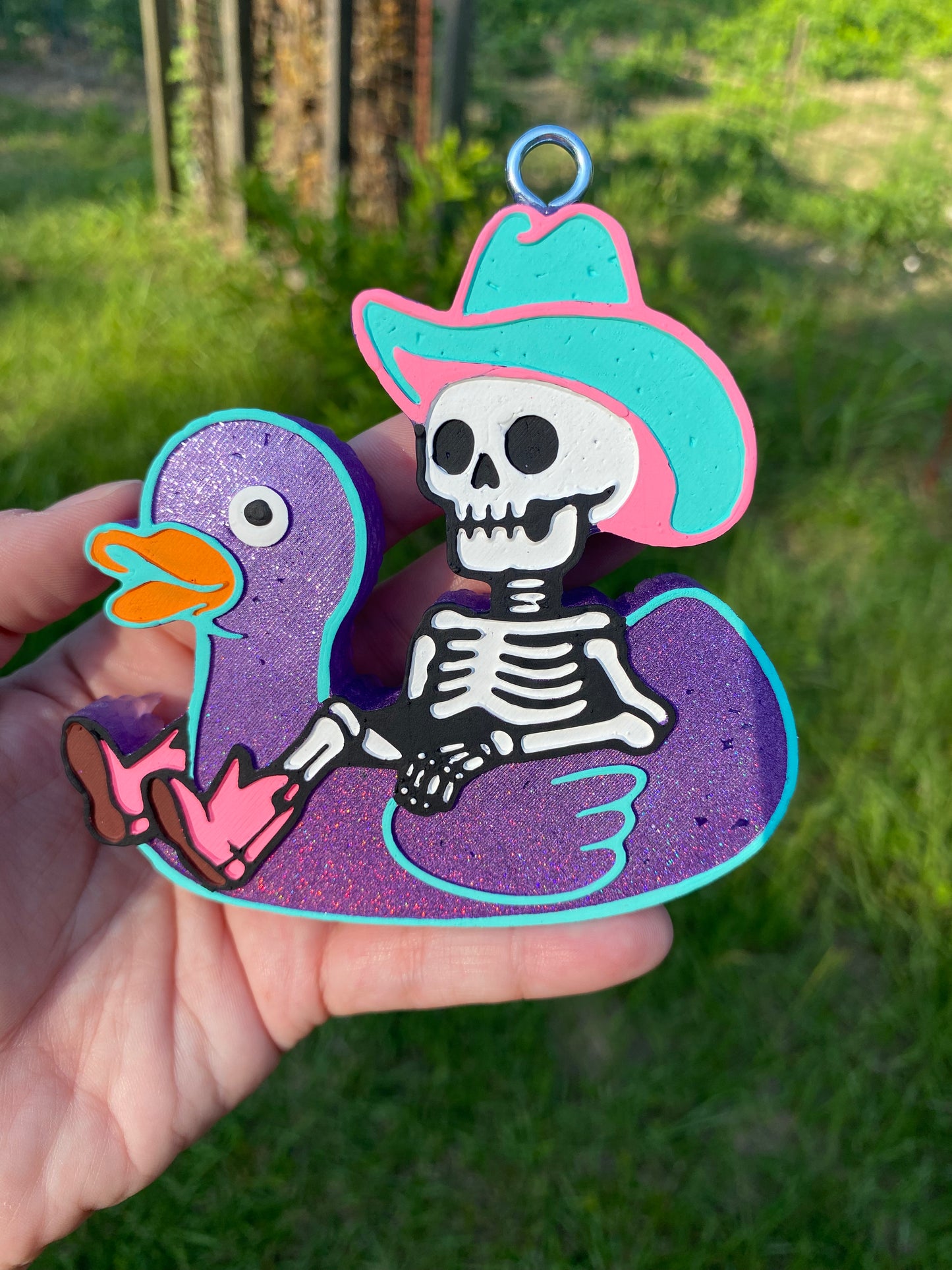 Tubin’ Skelly Freshie